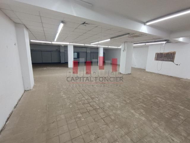 Local commercial location à Anfa, Gharb-Chrarda-Beni Hssen