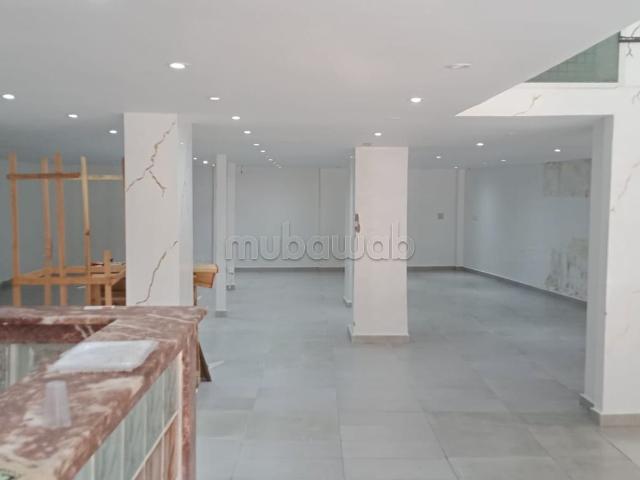 Local commercial location à Anfa, Gharb-Chrarda-Beni Hssen