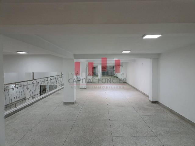 Local commercial location à Anfa, Gharb-Chrarda-Beni Hssen