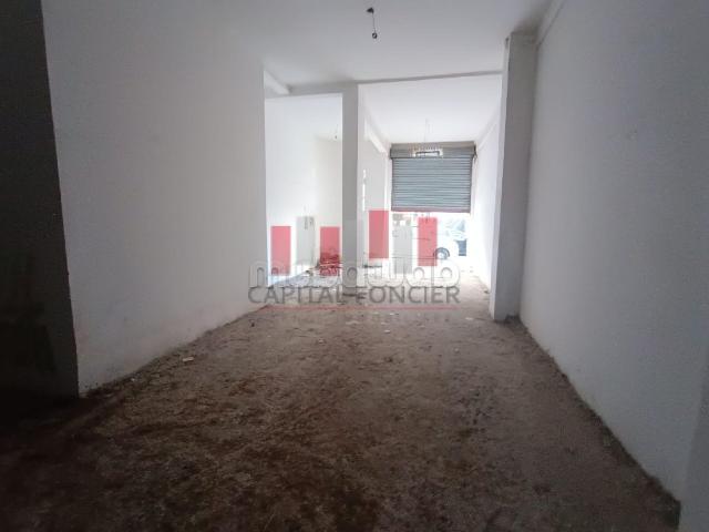 Local commercial location à Anfa, Gharb-Chrarda-Beni Hssen