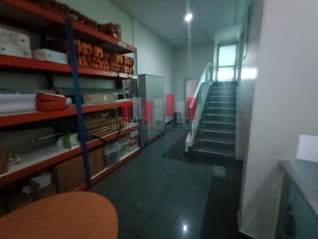 Local commercial vente à Anfa, Gharb-Chrarda-Beni Hssen