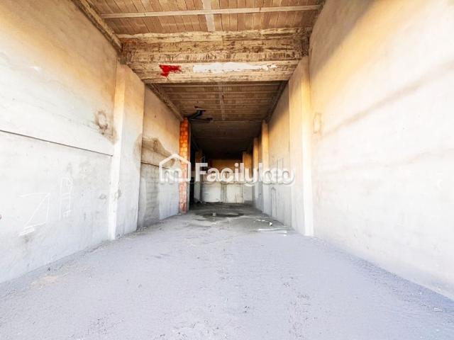 Local commercial vente à Anfa, Gharb-Chrarda-Beni Hssen
