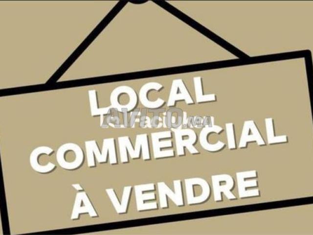 Local commercial vente à Anfa, Gharb-Chrarda-Beni Hssen
