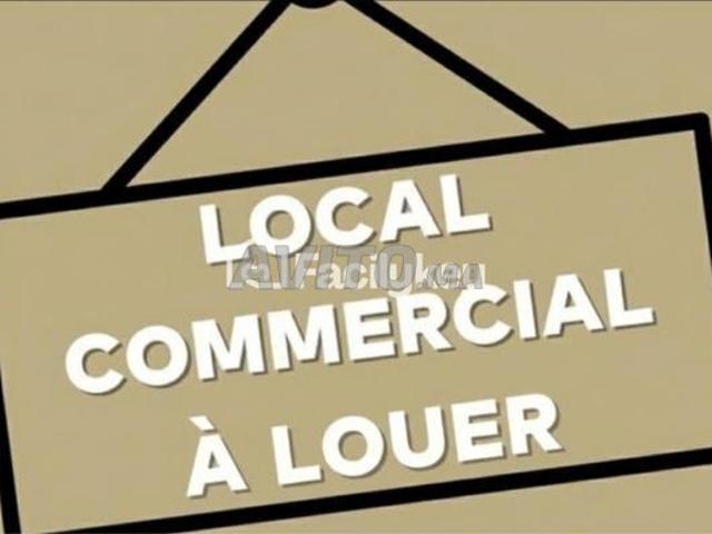 Local commercial location à Anfa, Gharb-Chrarda-Beni Hssen