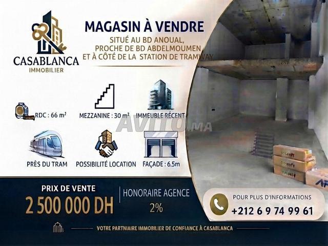 Local commercial vente à Anfa, Gharb-Chrarda-Beni Hssen