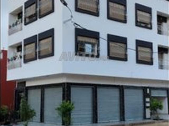 Local commercial location à El Hajeb