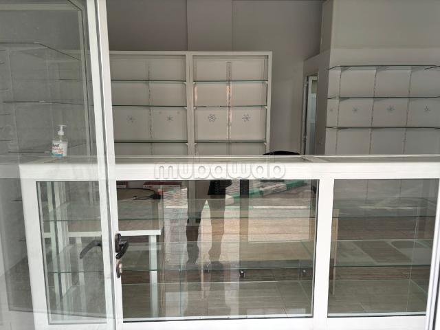 Local commercial vente à Bouskoura, Gharb-Chrarda-Beni Hssen