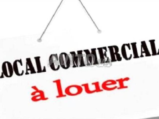 Local commercial location à L'Oriental