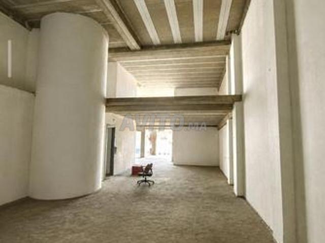 Local commercial vente à Anfa, Gharb-Chrarda-Beni Hssen