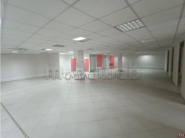 Local commercial location à Anfa, Gharb-Chrarda-Beni Hssen