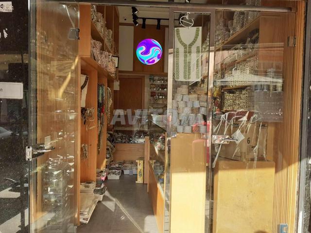 Local commercial location à Anfa, Gharb-Chrarda-Beni Hssen