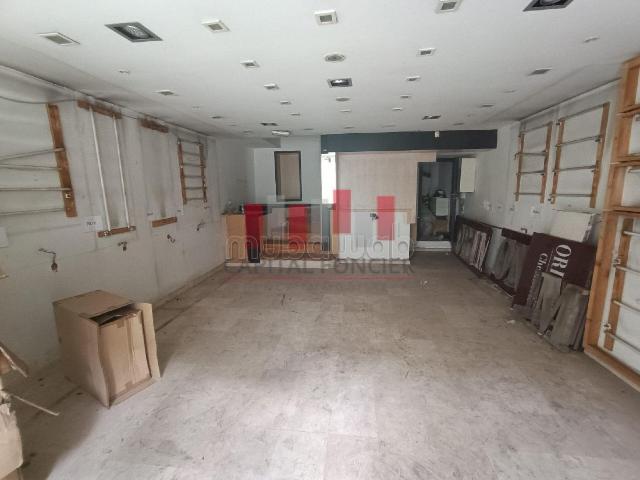 Local commercial vente à Anfa, Gharb-Chrarda-Beni Hssen