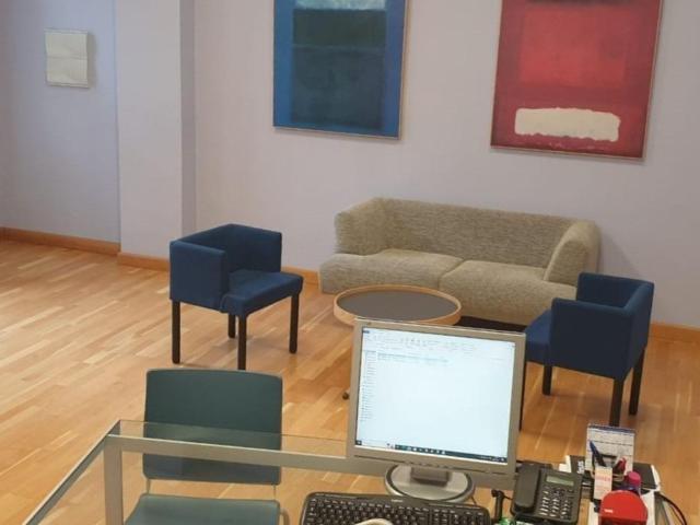 Oficina en venta en Margallo, Cáceres