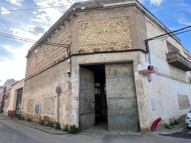 Nave en venta en Coria Del Río, Carchena