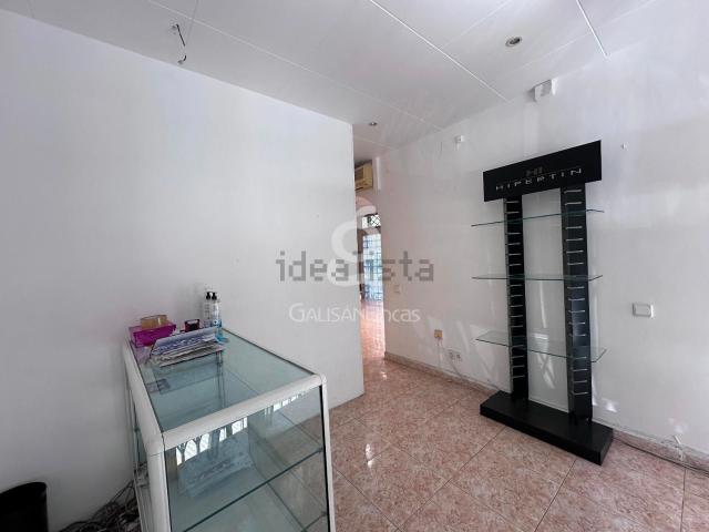 Local Comercial en alquiler en Cornellà De Llobregat, la Gavarra