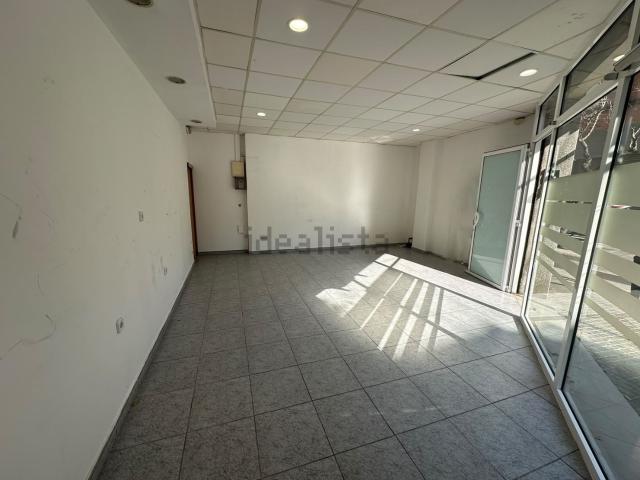 Local Comercial en alquiler en Centre, Baix Llobregat