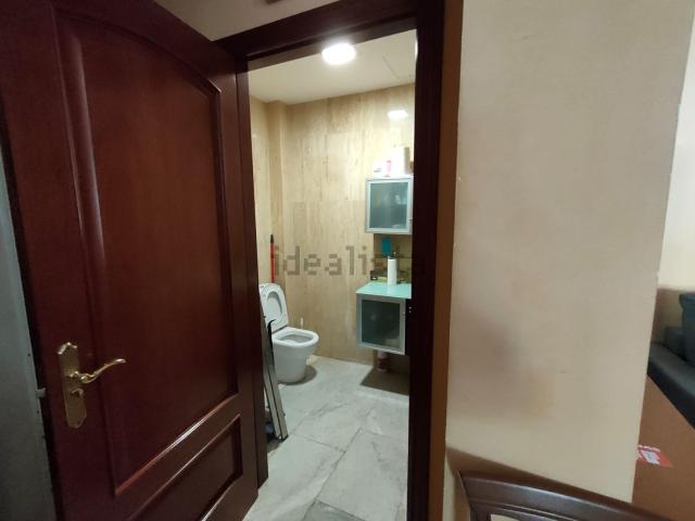 Local Comercial en alquiler en Cornellà De Llobregat, el Pedró