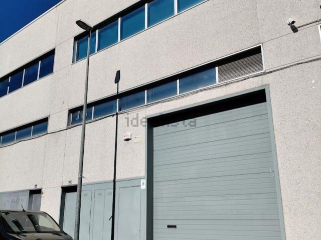 Nave en alquiler en Cornellà De Llobregat, Riera