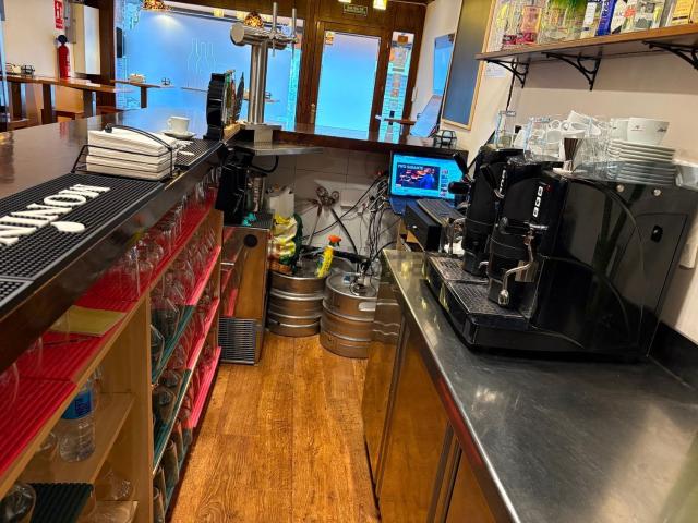 Local Comercial en alquiler en Almeda, Baix Llobregat