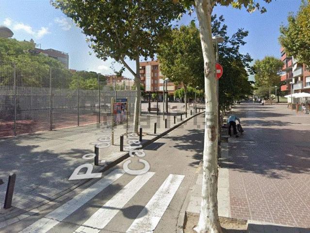 Local Comercial en alquiler en Cornellà De Llobregat, Riera