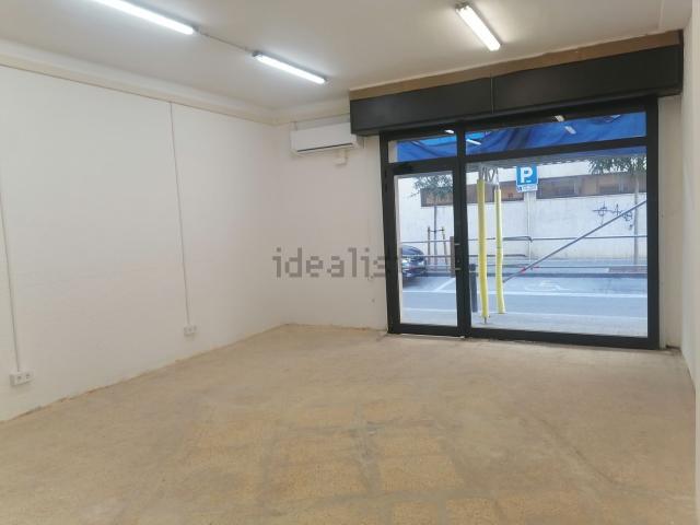 Local Comercial en alquiler en Almeda, Baix Llobregat