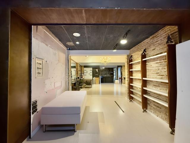 Local Comercial en alquiler en Almeda, Cornellà De Llobregat