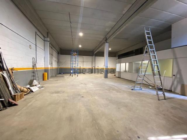 Nave en alquiler en Almeda, Baix Llobregat