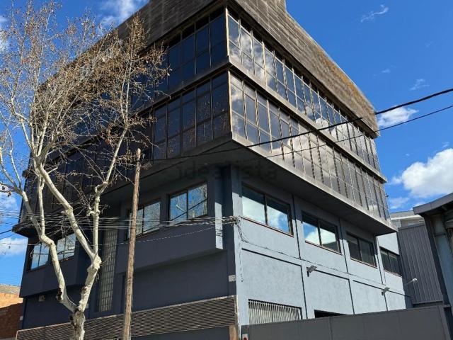 Nave en venta en Cornellà De Llobregat