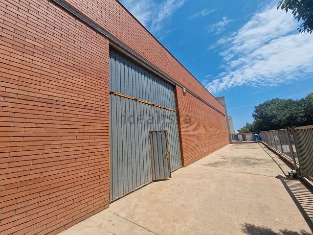Nave en alquiler en Cornellà De Llobregat, Almeda