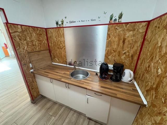 Local Comercial en alquiler en Málaga, Cortijo Alto