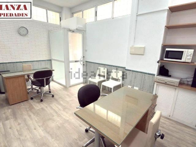Local Comercial en alquiler en Cruz de Humilladero, Málaga-Costa del Sol