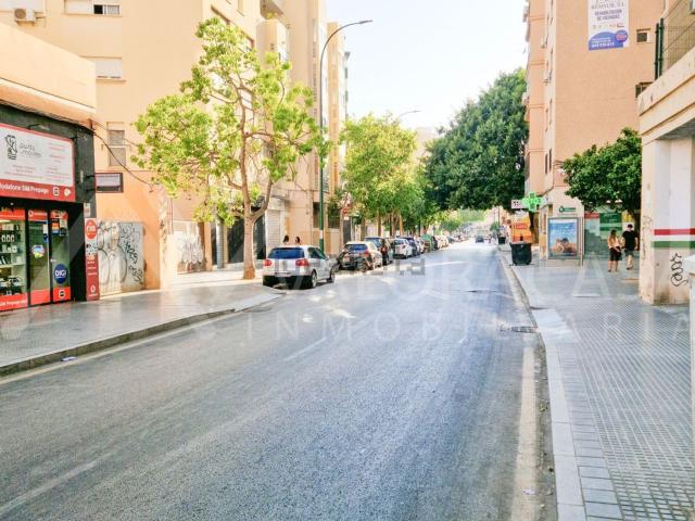 Local Comercial en alquiler en Cruz de Humilladero, Málaga-Costa del Sol
