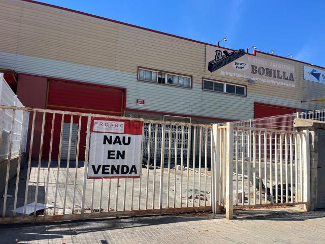 Nave en venta en Polígon industrial de les Salines, Cubelles