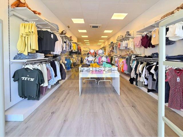 Local Comercial en venta en Barri de la Creu, Garraf