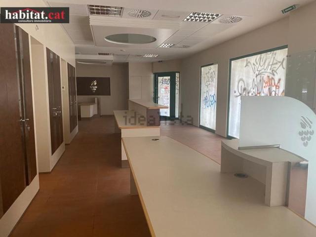 Local Comercial en venta en Cubelles, Barri de la Creu