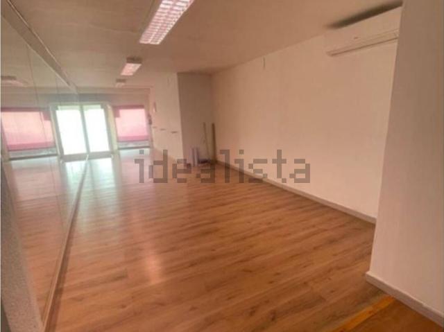 Local Comercial en alquiler en Barri de la Creu, Cubelles