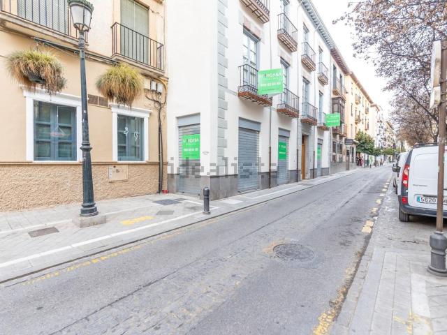 Local Comercial en alquiler en Centro, Comarca de la Vega de Granada