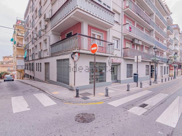 Local Comercial en venta en Centro, Comarca de la Vega de Granada