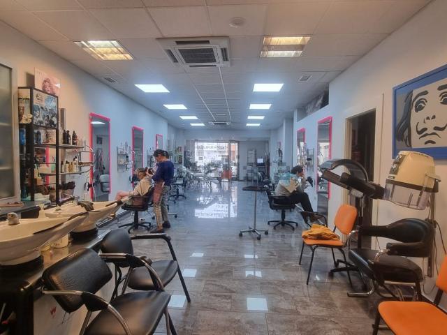 Local Comercial en venta en Comarca de la Vega de Granada, Andalucía