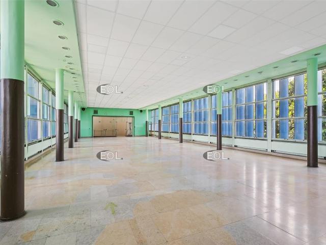 Local Commercial location à Créteil, Alfortville