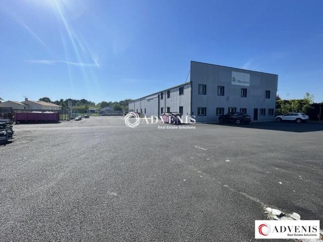 Local Commercial location à Bordeaux, Ambarès-et-lagrave