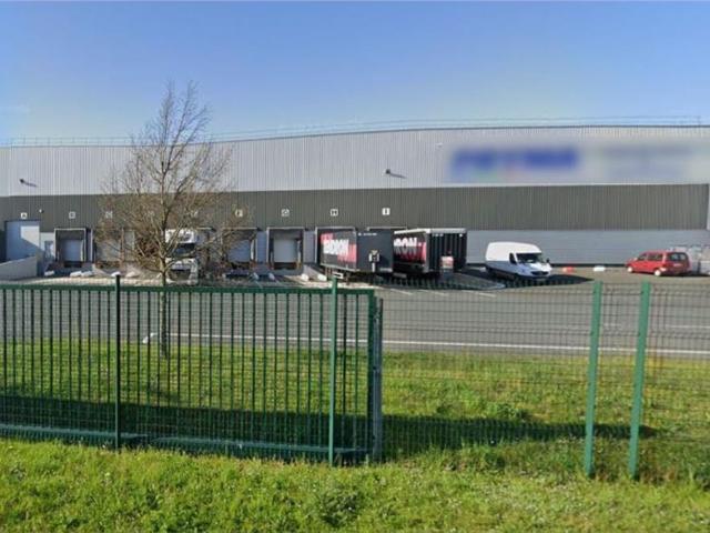 Local Commercial location à Le Bourg, Amilly
