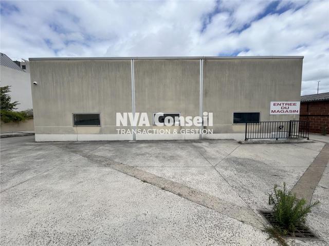 Local Commercial location à Saint-Germain-en-Laye, Houilles