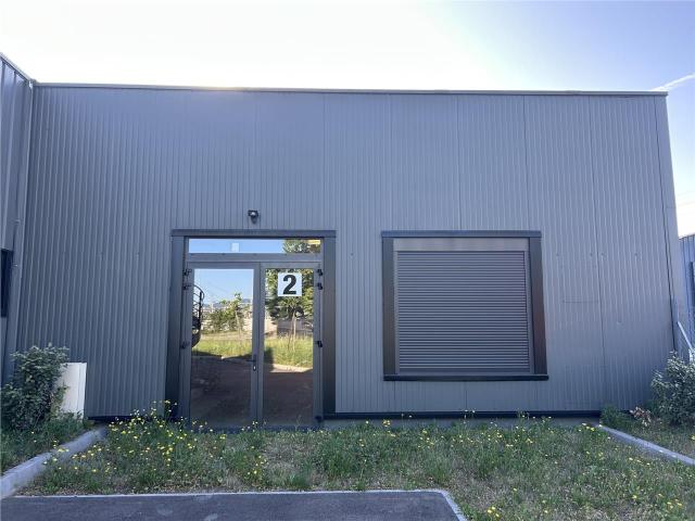 Local Commercial location à Villefranche-sur-Saône, Rhône