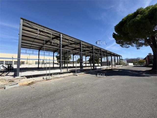Local Commercial location à Marseille, Aubagne