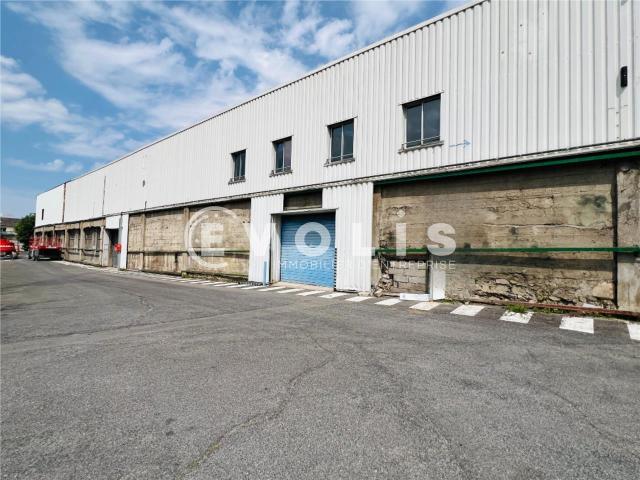 Local Commercial location à Bobigny, Vaux-montreuil