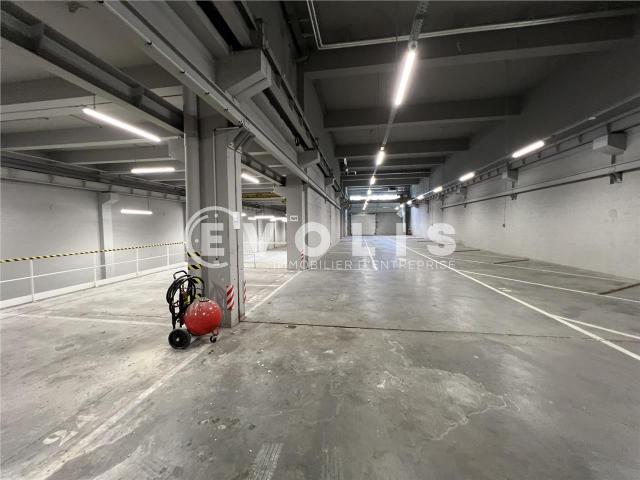 Local Commercial location à Bobigny, Bagnolet