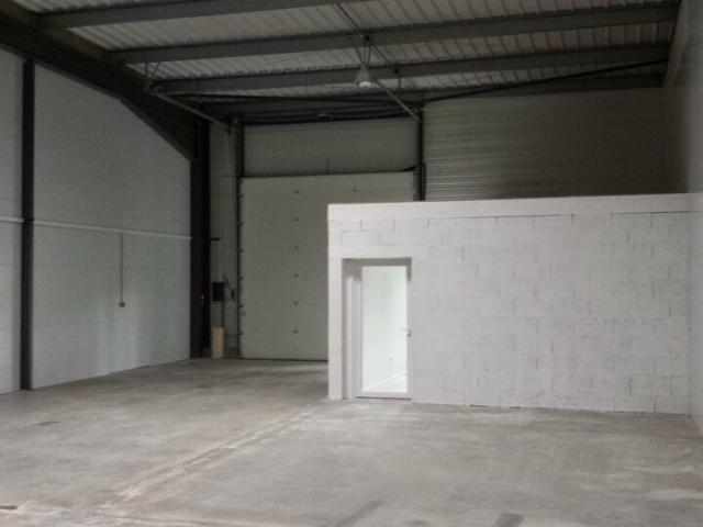 Local Commercial location à Tours, Ballan-miré