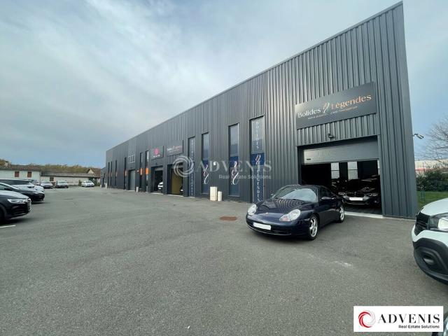 Local Commercial location à Bordeaux, Saint-sulpice-et-cameyrac