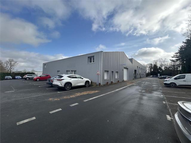 Local Commercial location à Nantes, Bouguenais